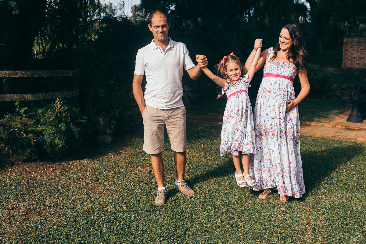 ensaio de gestante ensaio na vinicola daniela radavelli fotografia look de gestante 