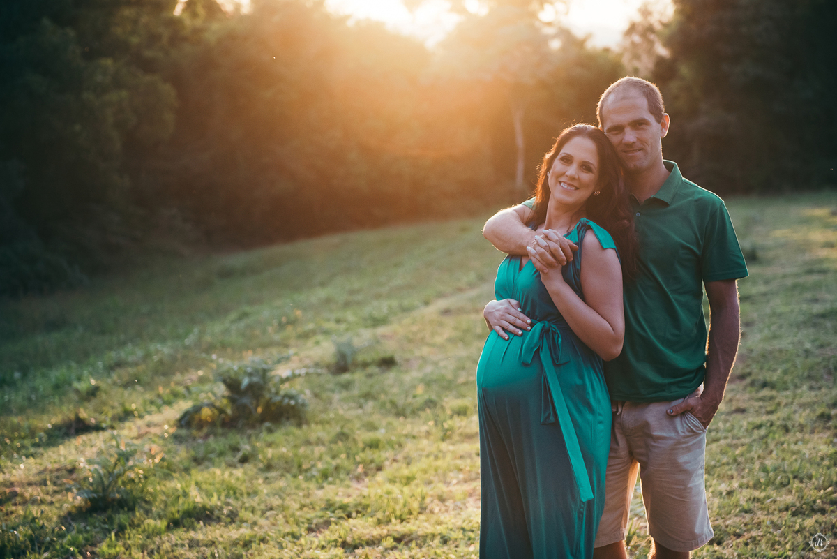 ensaio de gestante ensaio na vinicola daniela radavelli fotografia look de gestante 