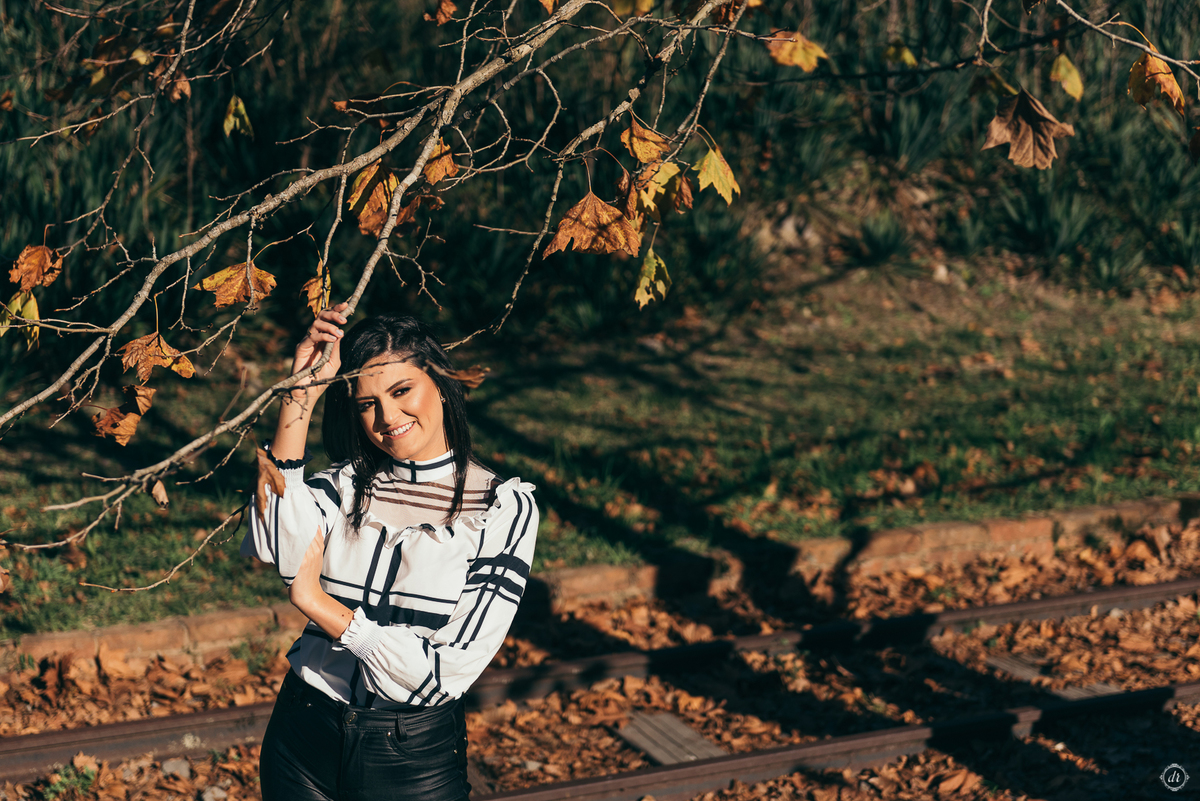 ensaio de 30 anos ensaio no outono daniela radavelli fotografia armazem do desvio farroupilha ensaio feminino fotografa na serra gaucha 