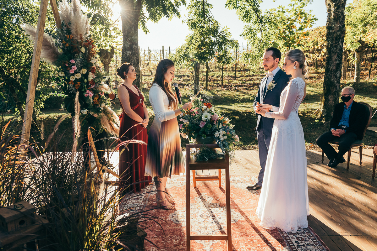 casamento na pandemia daniela radavelli fotografia casamento na serra gaucha casamento na vinicola estrelas do brasil montanha dos sentidos elopement wedding no sul 