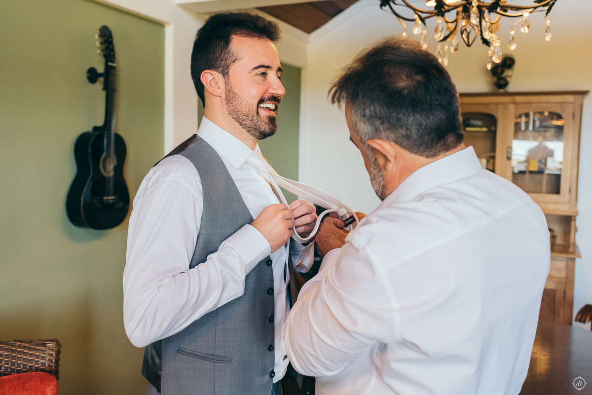 casamento no spa do vinho casamento no vale dos vinhedos fotografa de casamento na serra gaúcha outono no sul scania brasil noivo de caminhão mini wedding no sul elopement no vale dos vinhedos noivas do brasil casamento da pandemia daniela radavelli