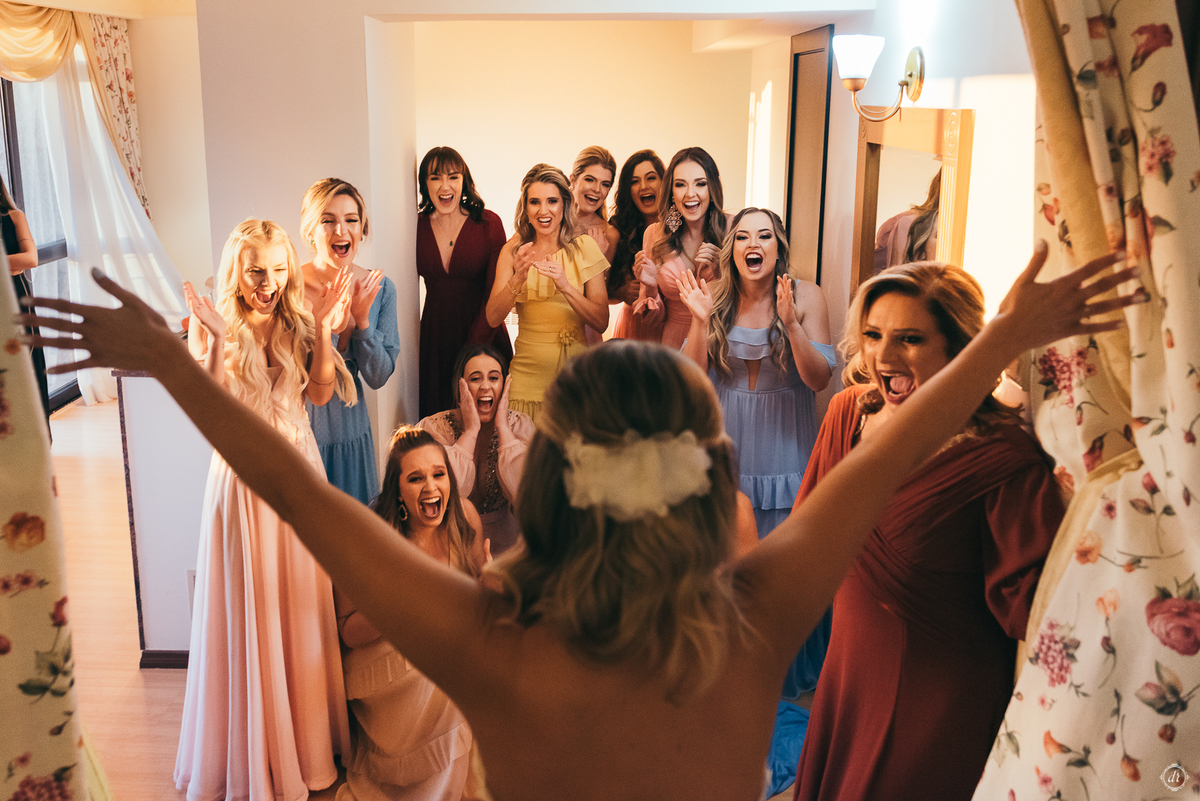 hotel spa do vinho casamento no vale dos vinhedos daniela radavelli fotografia noivas do brasil make de noiva vestido de noiva first look com madrinhas