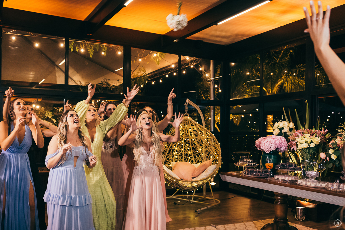 hotel spa do vinho casamento no vale dos vinhedos daniela radavelli fotografia noivas do brasil destination wedding decoração de casamento dança do noivos hora do buque