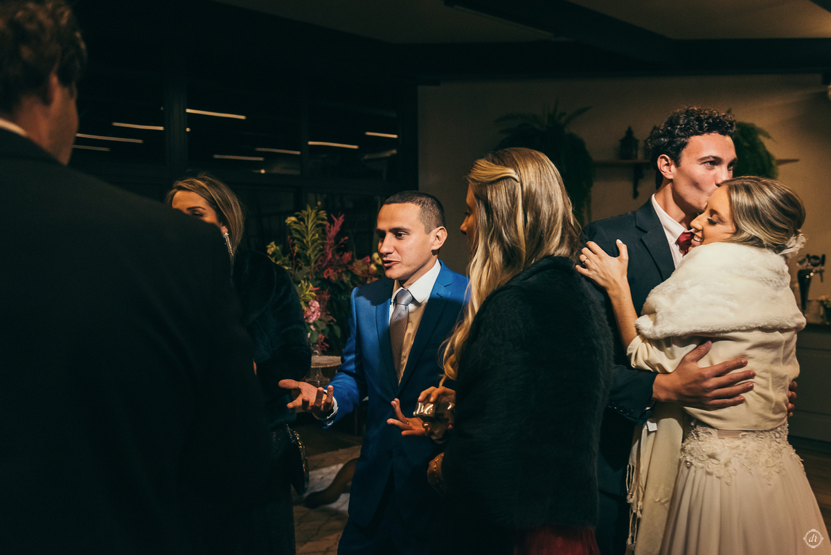 hotel spa do vinho casamento no vale dos vinhedos daniela radavelli fotografia noivas do brasil destination wedding decoração de casamento dança do noivos hora do buque casamento na pandemia 