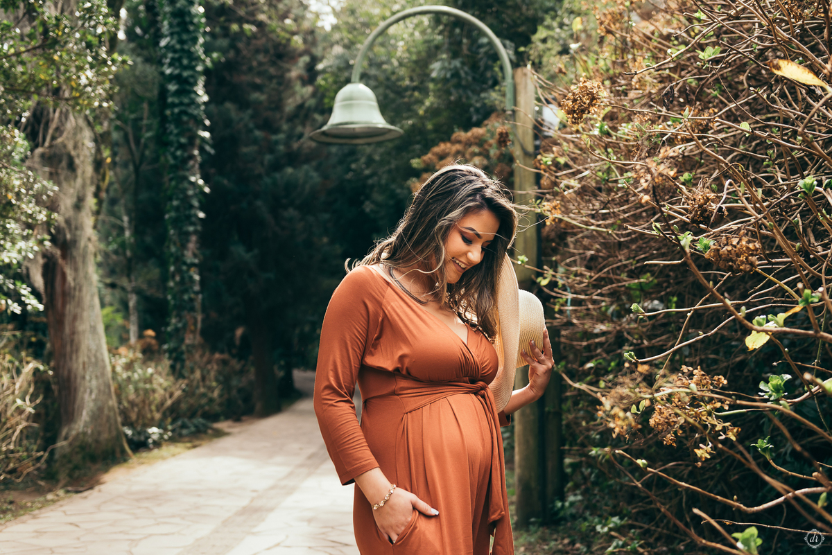 ensaio de gestante daniela radavelli fotografia ensaio em gramado fotos no lago negro look de gestante 