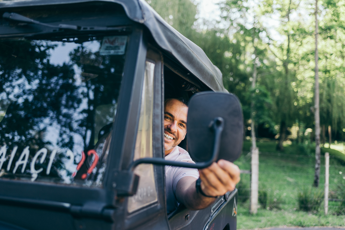 ensaio pre casamento daniela radavelli fotografia ensaio com jeep pre wedding no por do sol 