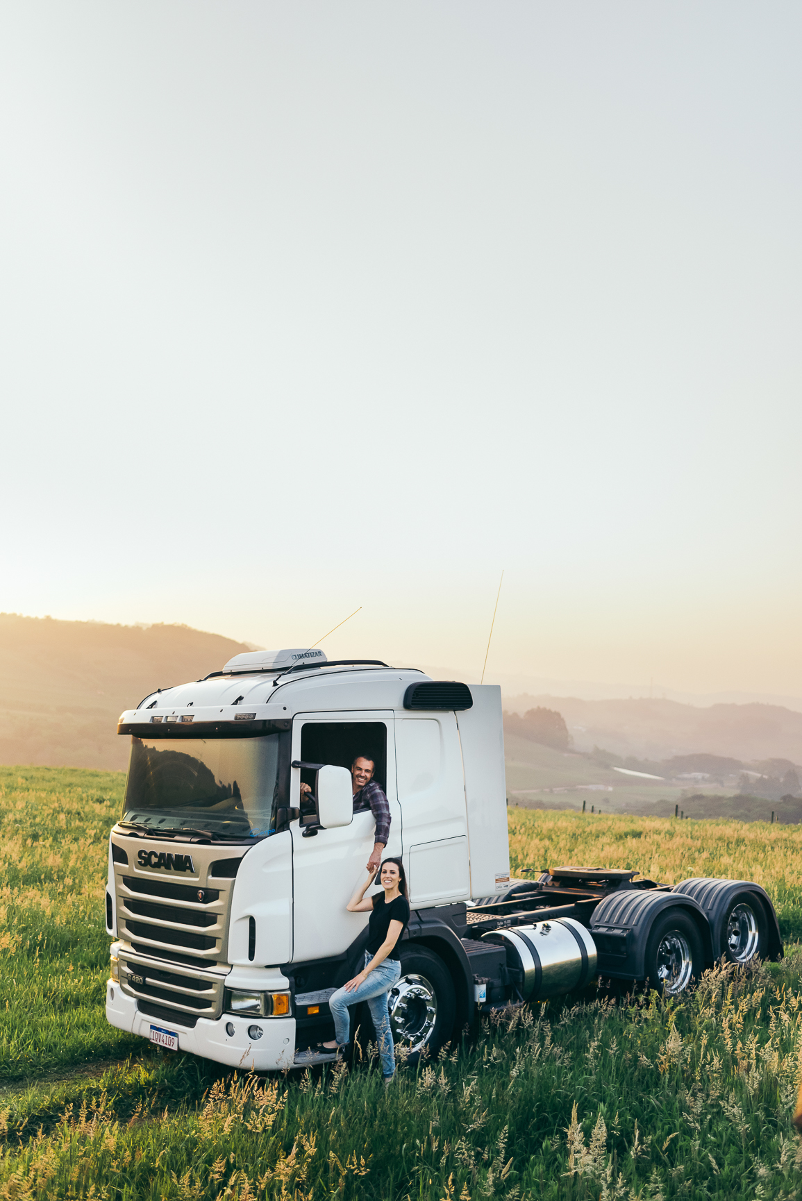 ensaio pre casamento daniela radavelli fotografia ensaio com scania pre wedding amor de caminhoneiro 