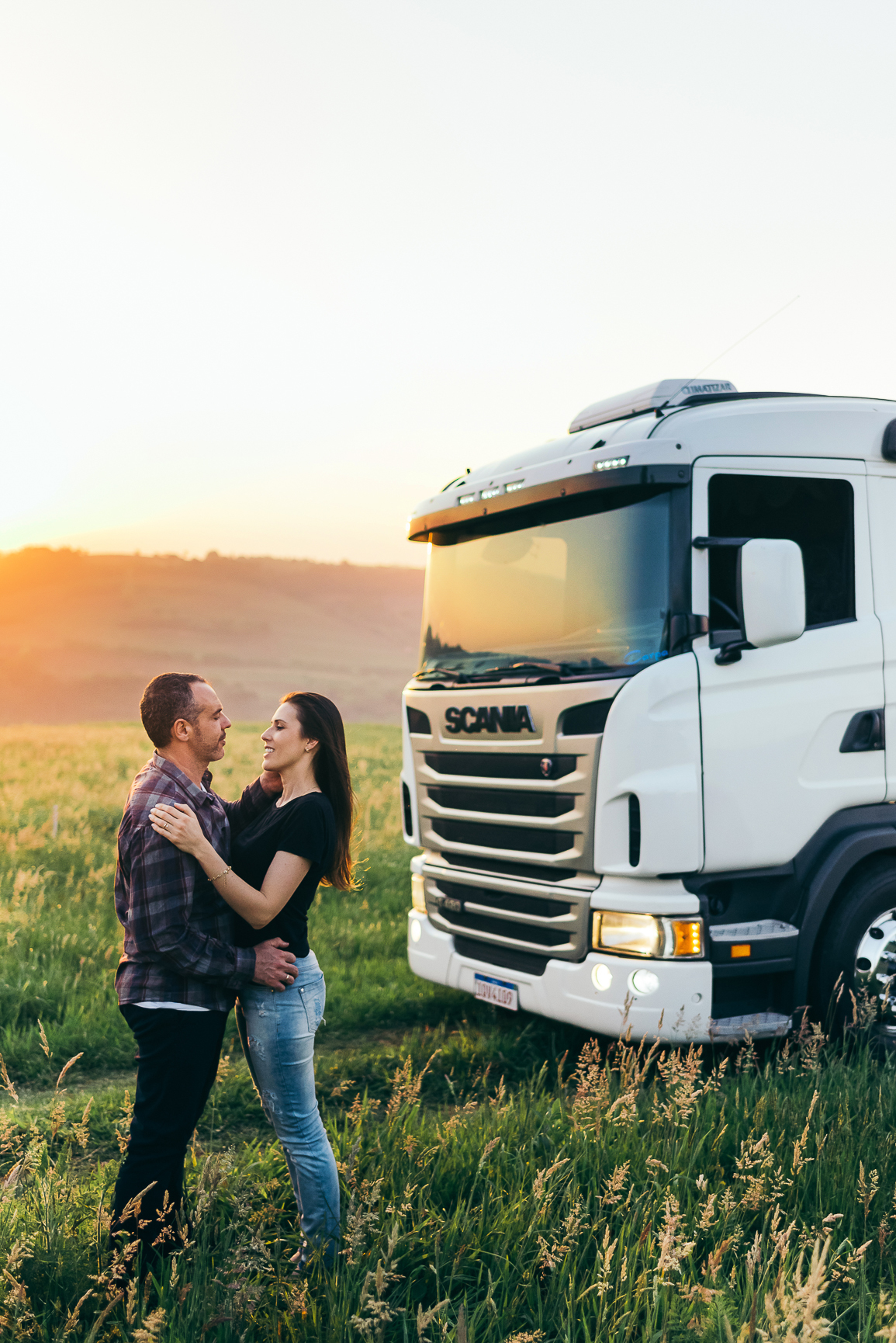 ensaio pre casamento daniela radavelli fotografia ensaio com scania pre wedding amor de caminhoneiro 