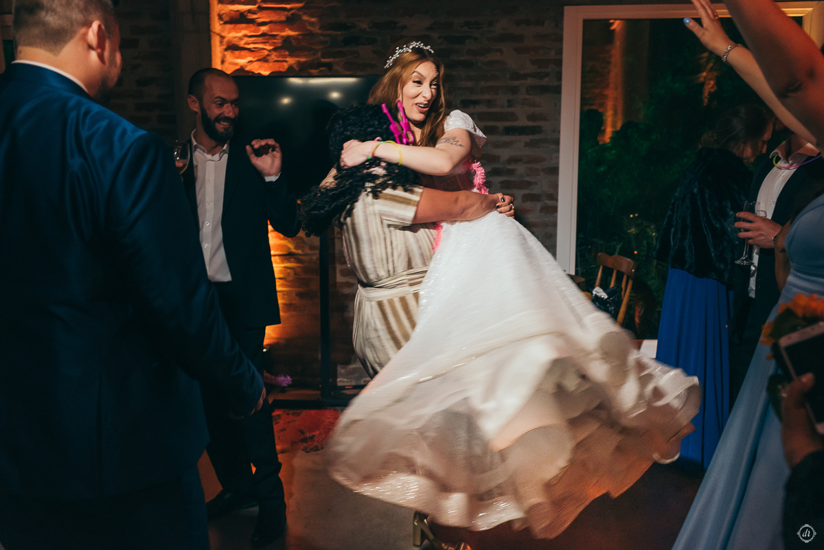 casamento ao ar livre Villa D'arte vale dos vinhedos daniela radavelli fotografia filho de pajem 