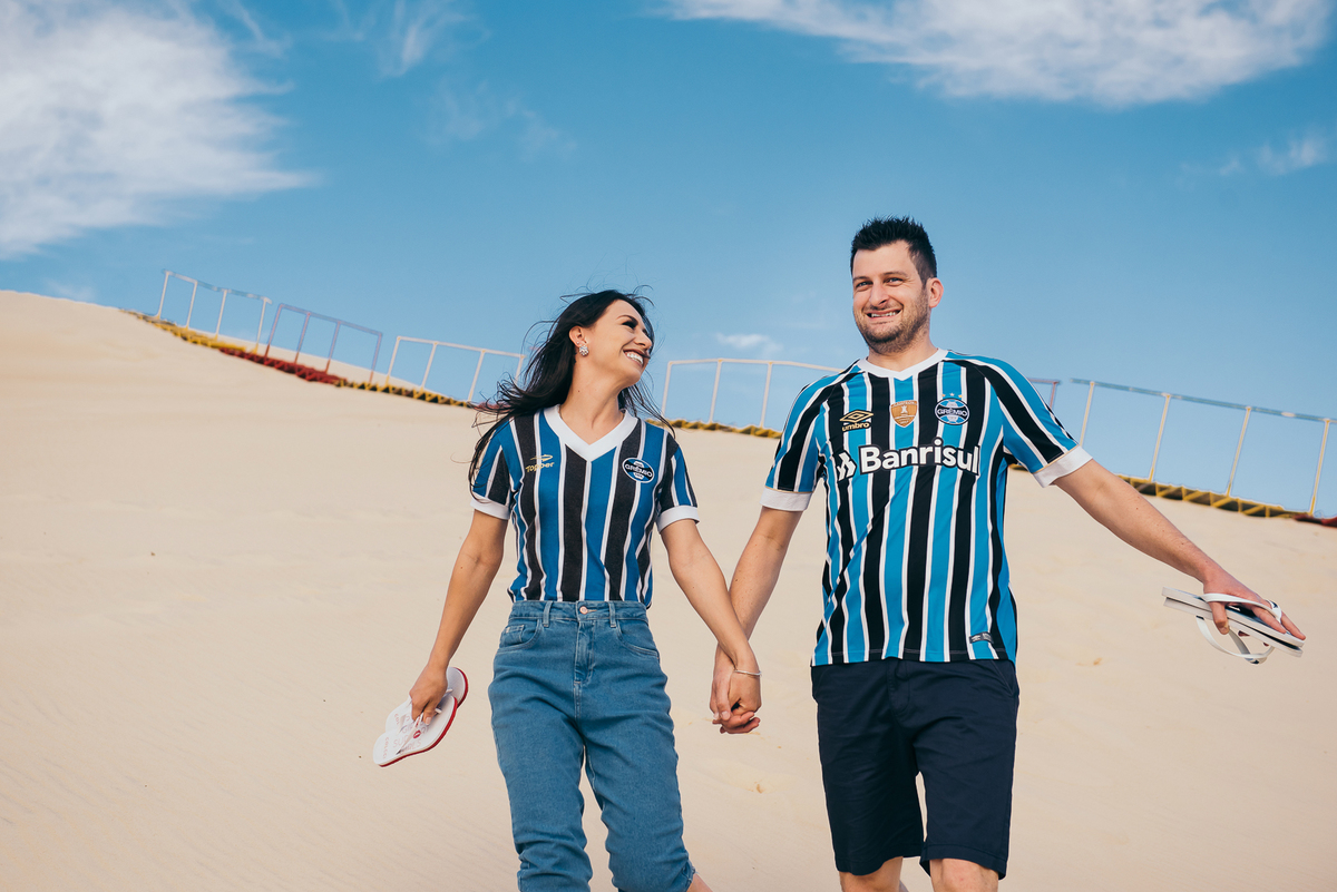 ensaio pré wedding ensaio de casal daniela radavelli fotografia dunas do siriú Garopaba amanhecer na Guarda do Embau fotos no litoral de SC ensaio na praia 