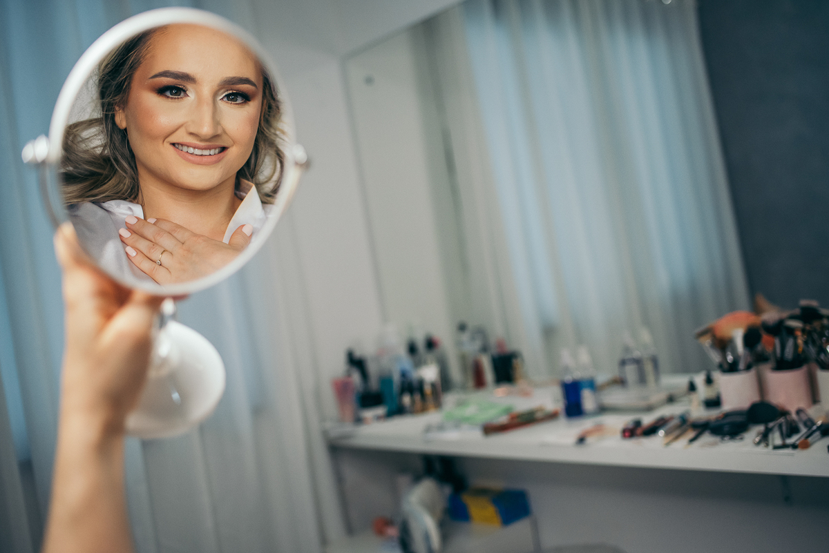 casamento na vinícola lovara daniela radavelli fotografia fotografa de casamento na serra gaucha vestido de noiva liso casamento na igreja casamento com chuva