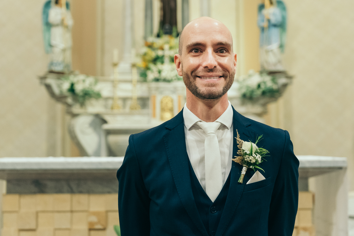 casamento na vinícola lovara daniela radavelli fotografia fotografa de casamento na serra gaucha vestido de noiva liso casamento na igreja casamento com chuva