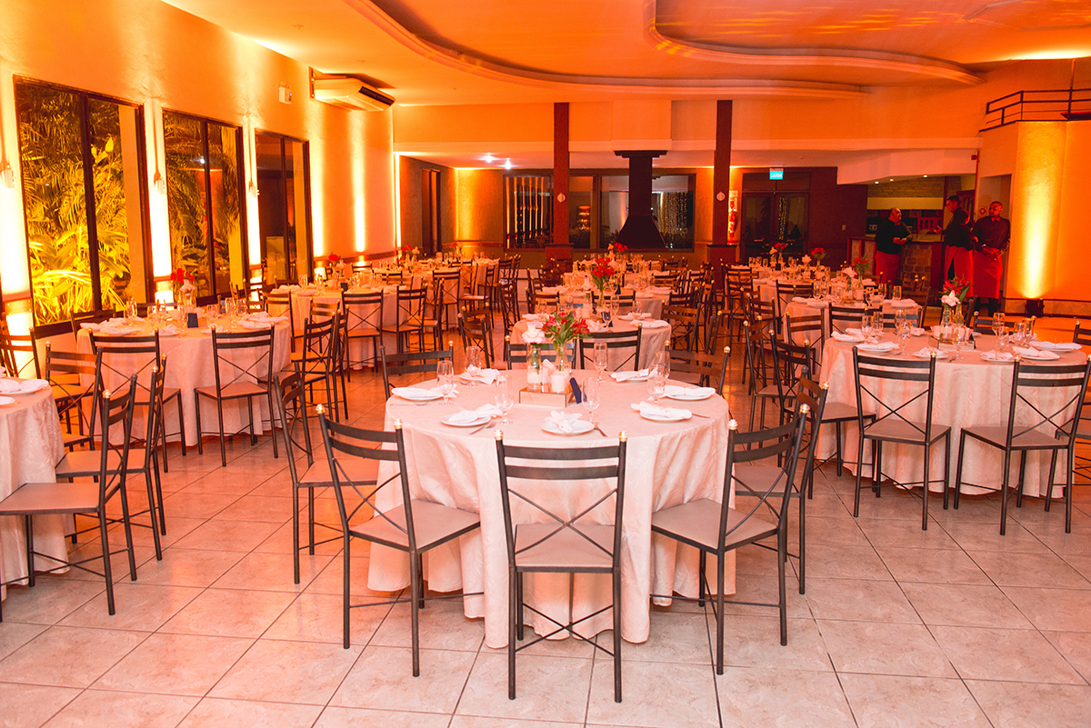 Detalhe da decoração da decoração da mesa das formandas.