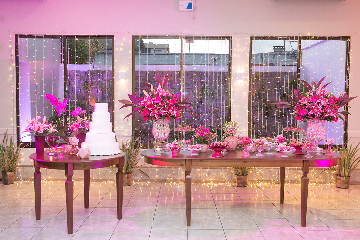 Fotografia dos detalhes da decoração do casamento. Foto por Marco Moscarelli