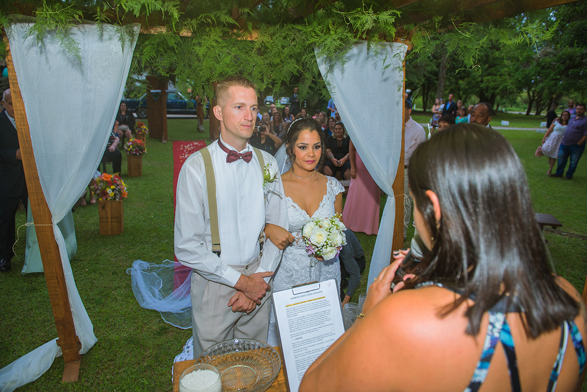 Momento da cerimonia de casamento.