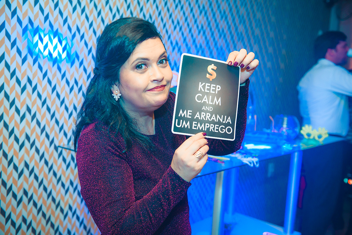 Foto divertida com a mae da formanda durante a recepção de formatura. Foto por Marco Moscarelli Fotografo