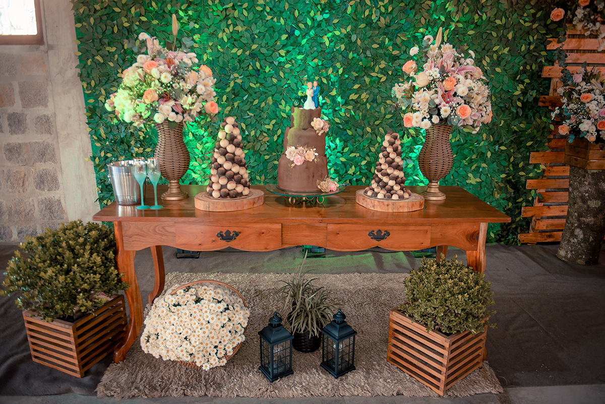 Linda foto da mesa dos noivos. Foto por Marco Moscarelli Fotógrafo Pelotas.