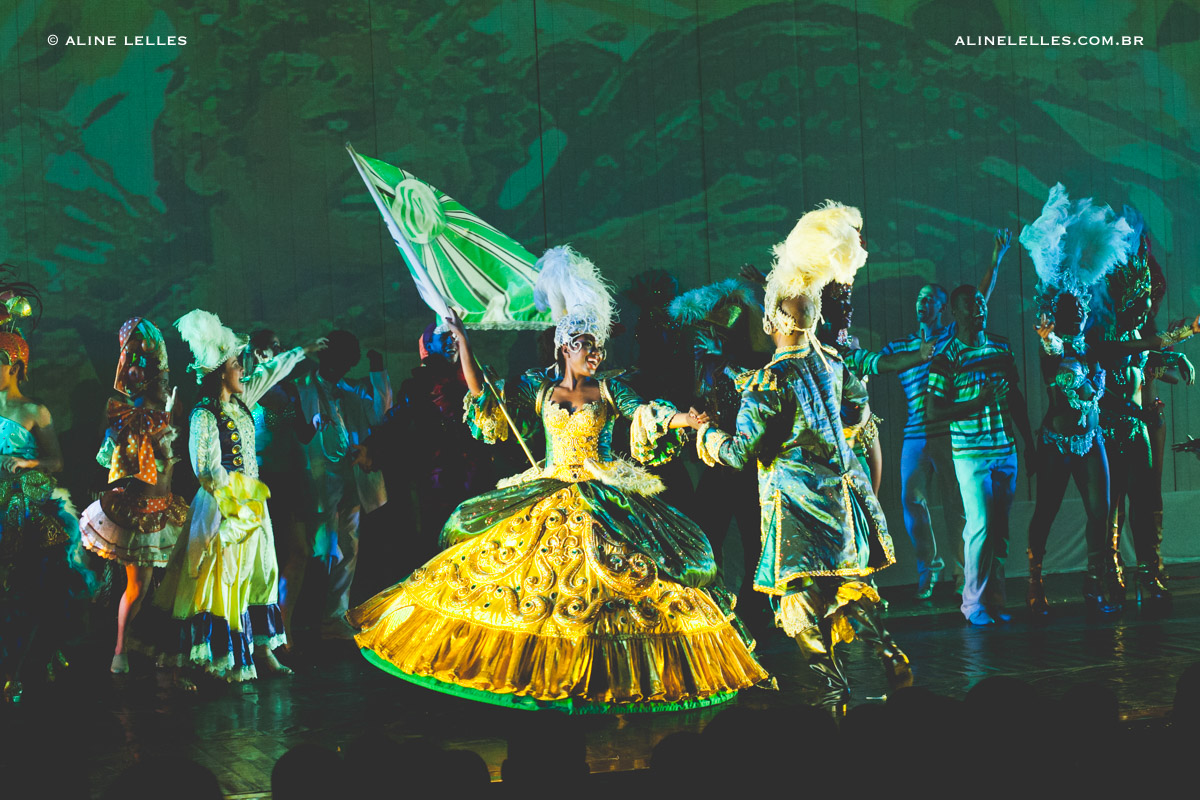 Affective Photography Aline Lelles and Rodrigo Wittitz, Family Photography, Happy People Photography, Lifestyle Photography, Dance Picture, Stage Shot, Viva Brasil, Jaime Aroxa - RJ