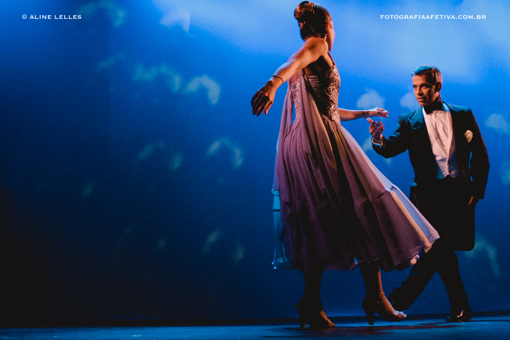Fotografia Afetiva com Aline Lelles e Rodrigo Wittitz , Fotografia Lifestyle , Com o Brilho do Teu Olhar | Um espet&aacute;culo de Jaime Ar&ocirc;xa (ano de 2007) - Jaime Aroxa dan&ccedil;ando com Bianca Gonzalez