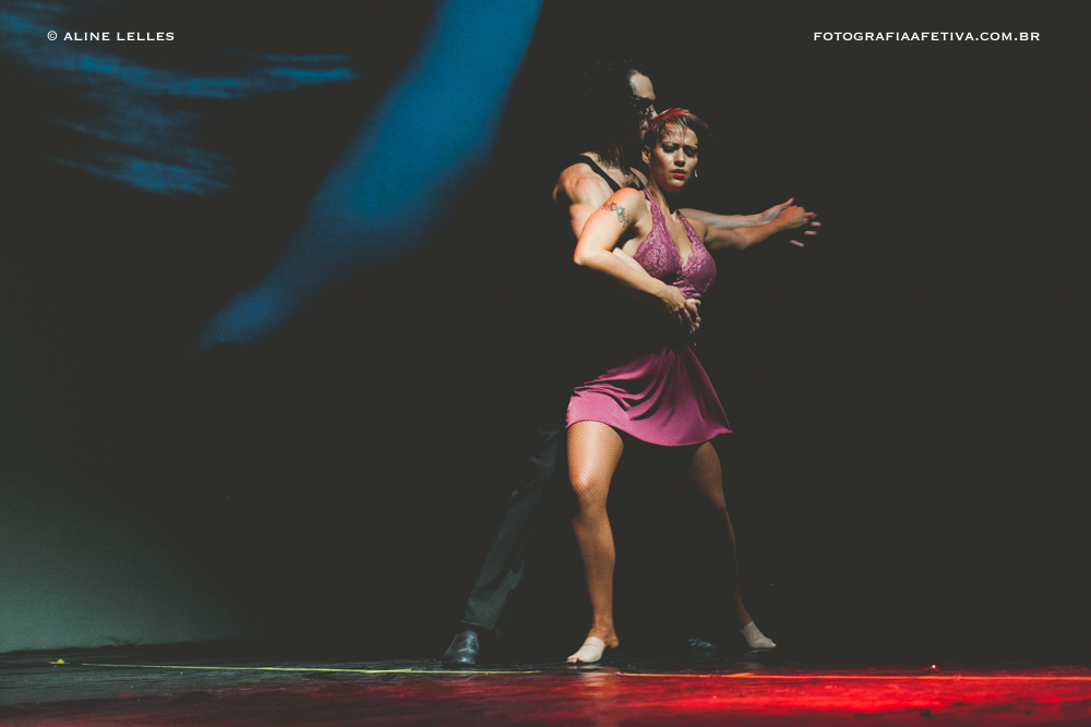 Fotograf&iacute;a afectiva Aline Lelles y Rodrigo Wittitz, foto estilo de vida, un poco de todo y muy yo, un espect&aacute;culo de Jaime Ar&ocirc;xa en 2013