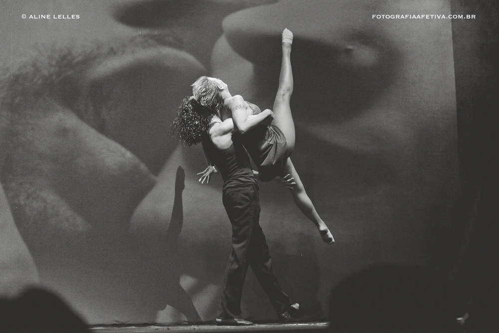 Fotograf&iacute;a afectiva Aline Lelles y Rodrigo Wittitz, foto estilo de vida, un poco de todo y muy yo, un espect&aacute;culo de Jaime Ar&ocirc;xa en 2013