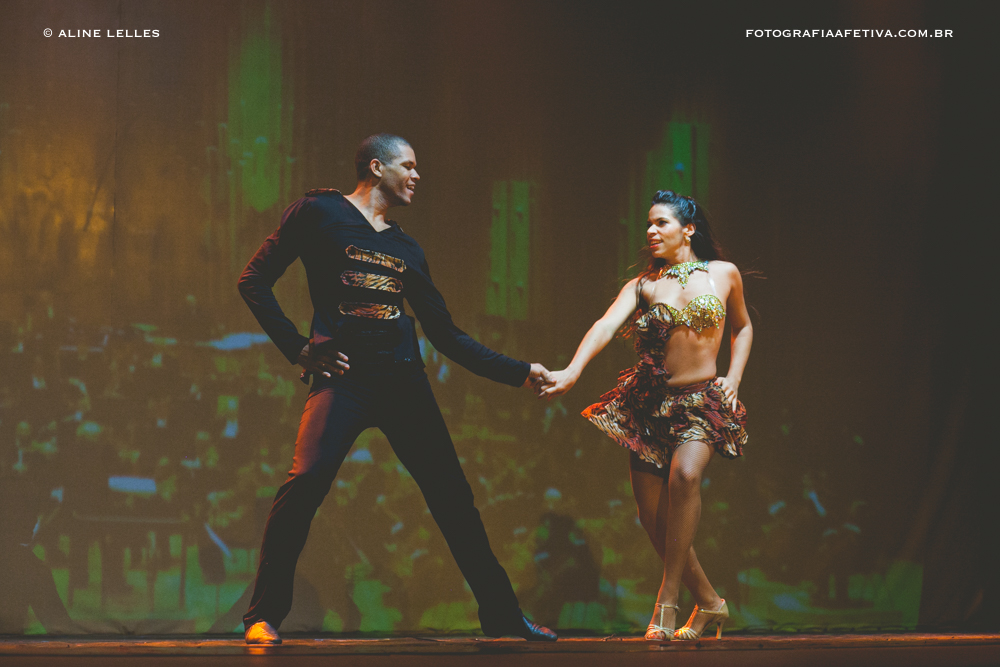 Fotograf&iacute;a afectiva Aline Lelles y Rodrigo Wittitz, foto estilo de vida, un poco de todo y muy yo, un espect&aacute;culo de Jaime Ar&ocirc;xa en 2013