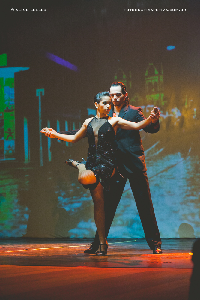 Fotograf&iacute;a afectiva Aline Lelles y Rodrigo Wittitz, foto estilo de vida, un poco de todo y muy yo, un espect&aacute;culo de Jaime Ar&ocirc;xa en 2013