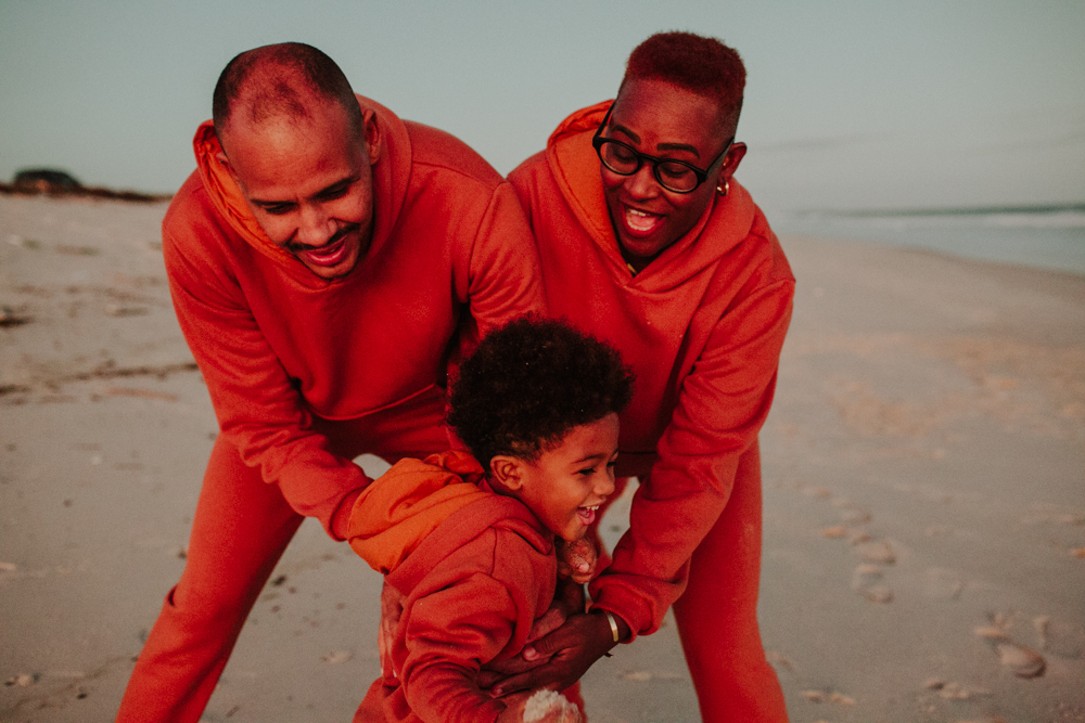 luz de cinema na fotografia, direcao de fotografia de cinema, fotografia com luz natural, ensaio fotografico na praia, ensaio fotografico no por do sol, aline lelles, fotografia afetiva, andressa reis, sergio carolino, forte como uma mãe