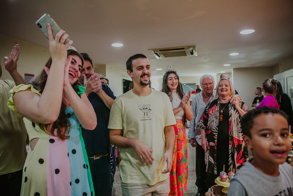 fotografia de festa infantil rio de janeiro, ensaio de familia rj, festa tema branca de neve, tema disney, casa de festas na barra da tijuca, decoracao de festa infantil, decoracao de festas, aline lelles, fotografia afetiva rj, fotos de festa de crianca,