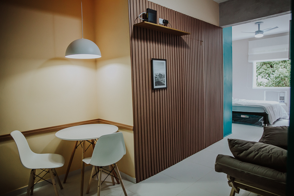 ensaio corporativo, girl boss, cotidiano poesia, fotografia afetiva, fotos de mulheres, fotos femininas, arquiteta rj, design de interiores rj, copacabana aluguel temporada airbnb, fotografia corporativa, ensaio profissional, flavia zappa home studio