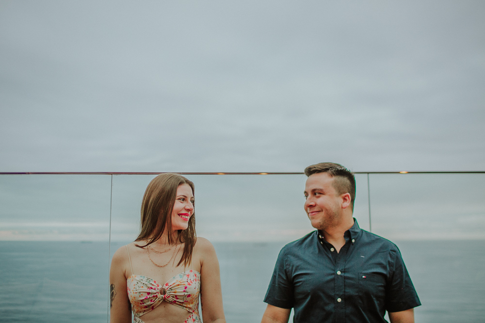 fotografia de pedido de casamento, isabel lounge hilton hotel, pedido de casamento no rio de janeiro, fotógrafo de casamentos no rj, surpresa de casamento copacabana, fotografia afetiva leme rj, qual local para fazer pedido de casamento no rio de janeiro