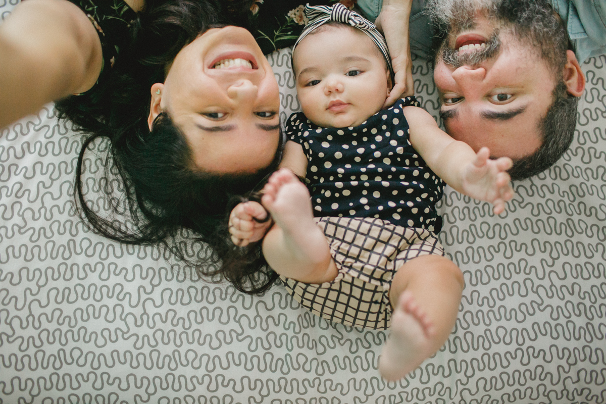 Fotografia Lifestyle, Natural Newborn, Fotógrafo de família, Acompanhamento de bebês com Aline Lelles e Rodrigo Wittitz