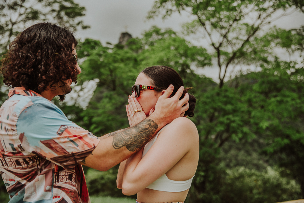 marriage proposal photography mirante dona marta, marriage proposal in rio de janeiro, wedding photographer in rj, copacabana wedding surprise, affective photography botafogo rj, place for marriage proposals, couple rehearsal in rio de janeiro