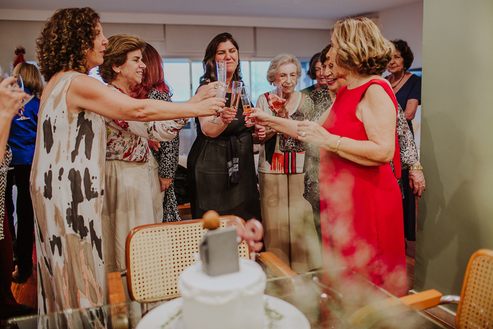 fotografia de aniversario rio de janeiro, ensaio de familia rj, casa de festas,  decoracao de aniversario, celebracao 90 anos, decoracao de festas, aline lelles, fotografia afetiva rj, fotos festa, hora do parabens, fotografia de aniversario barra da tiju