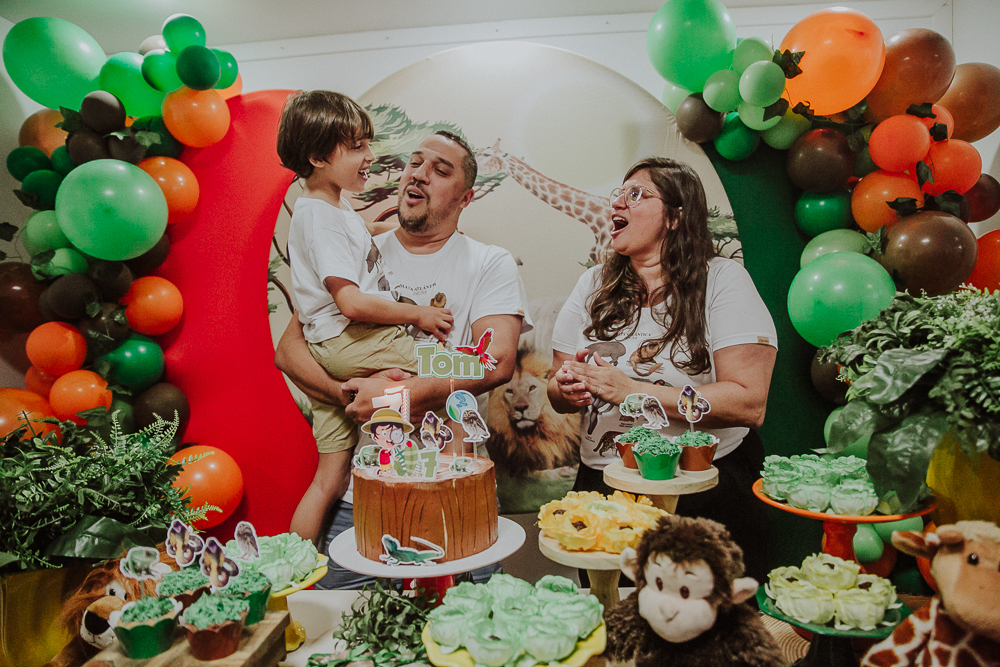 fotografia de festa infantil rio de janeiro, festa infantil em botafogo rj, ensaio de familia rj, festa festa de menino, decoracao ecologia, decoracao de festa infantil, decoracao de festas arara canindé, diversao inclusiva, clack boom animacao