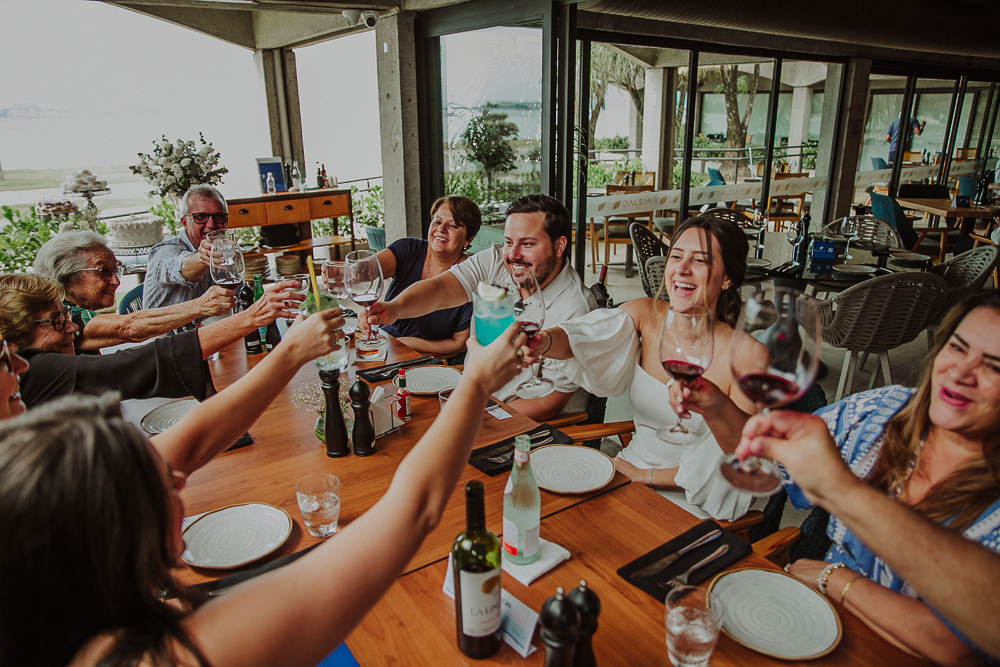 casamento civil restaurante baleias rj fotografia casamento civil zona sul rj, fotografia casamento cartorio zona sul rj, fotógrafo casamento rio de janeiro, fotografia casamento rj, ensaio fotográfico casamento, cerimônia casamento rj, brinde casamento