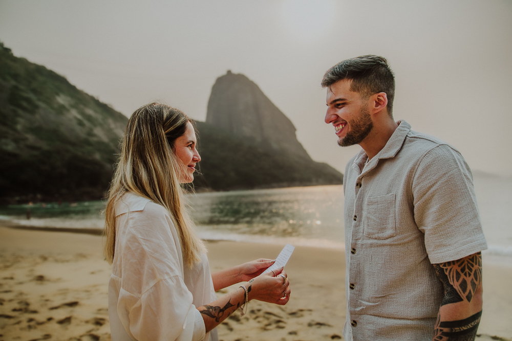 Marriage Proposal Photography sugar loaf, photography for tourists, fotografia de pedido de casamento rio de janeiro rj, pedido de casamento pao de acucar rio de janeiro, pedido de casamento na praia,  ideias para pedido de casamento, alianca noivado