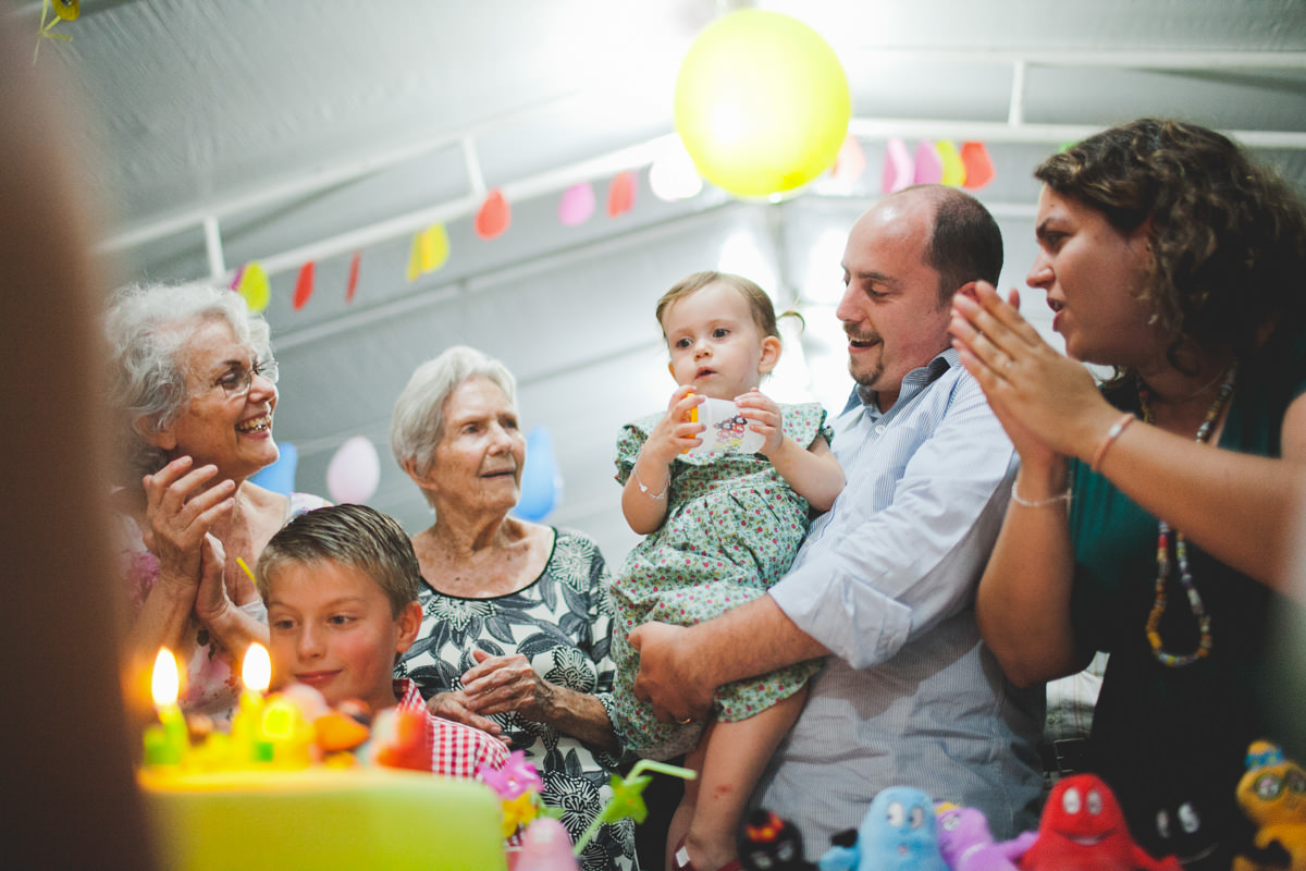 Fotografia Afetiva com Aline Lelles e Rodrigo Wittitz, Fotógrafo de Família, Fotografia de Festa Infantil, Fotógrafo de Festa Infantil Rio de Janeiro, Festa Infantil RJ, Fotografia Lifestyle, Festa Aniversário da Flora, é hora do parabéns