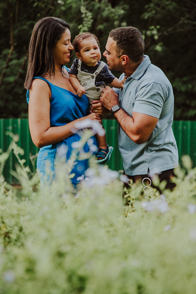 ensaio fotográfico bebê Rio de Janeiro, acompanhamento fotográfico bebê, fotos newborn, fotografia de bebê Rio, ensaio fotográfico infantil, fotos de bebês, fotografia afetiva, sessão de fotos bebê, fotos de crescimento infantil, fotos de família RJ