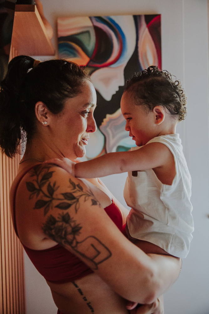 ensaio fotográfico bebê Rio de Janeiro, acompanhamento fotográfico bebê, fotos newborn, fotografia de bebê Rio, ensaio fotográfico infantil, fotos de bebês, fotografia afetiva, sessão de fotos mamãe e bebê, fotos de crescimento infantil, fotos tijuca