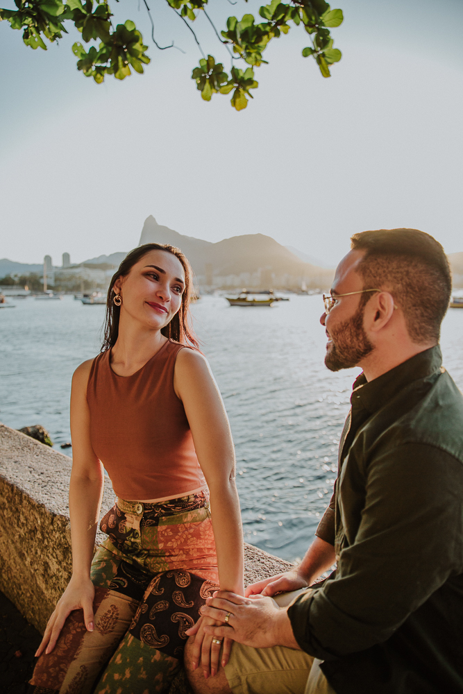 pedido de casamento no rio de janeiro, surpresa de casamento, fotografia afetiva rj, melhor lugar para pedido de casamento, onde fazer seu pedido de casamento, melhores pedidos de casamento, pedido de casamento no por do sol mureta da urca rio de janeiro