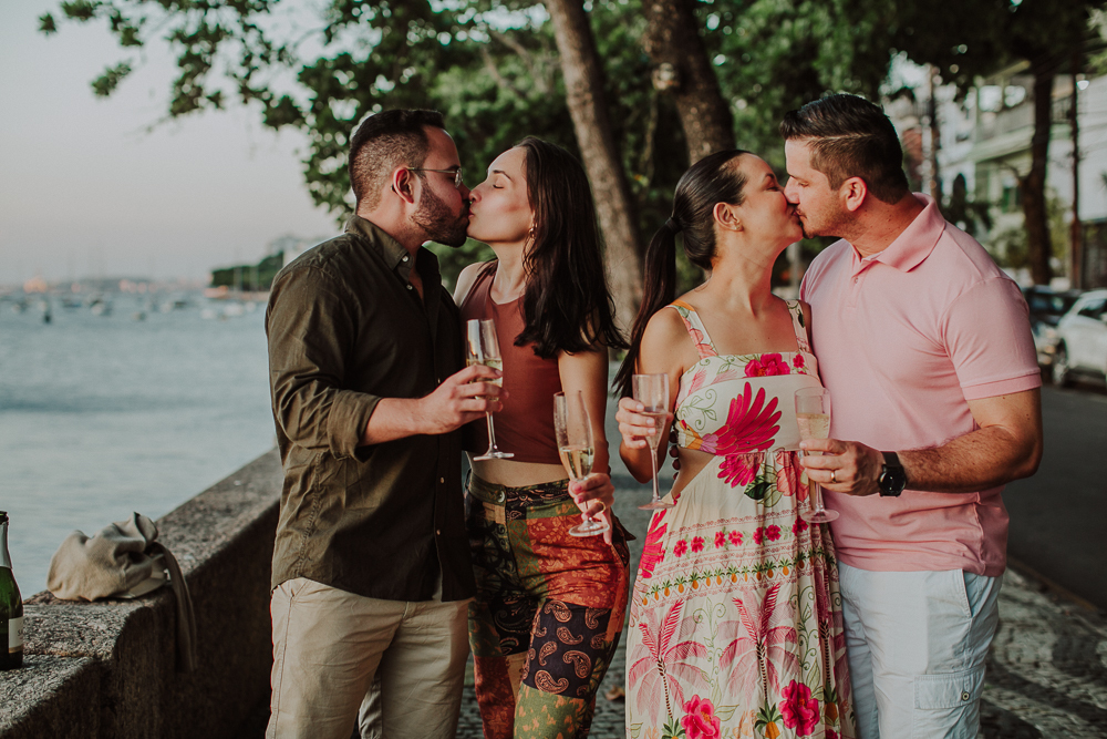pedido de casamento no rio de janeiro, surpresa de casamento, fotografia afetiva rj, melhor lugar para pedido de casamento, onde fazer seu pedido de casamento, melhores pedidos de casamento, pedido de casamento no por do sol mureta da urca rio de janeiro