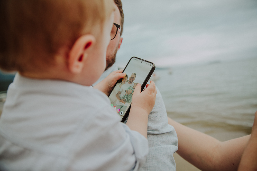 ensaio fotográfico bebê Paraty RJ, acompanhamento fotográfico bebê, fotos newborn, fotografia de bebê Paraty RJ, ensaio fotográfico infantil, fotos de bebês, fotografia afetiva, sessão de fotos mamãe e bebê, fotos de crescimento infantil, fotos paraty