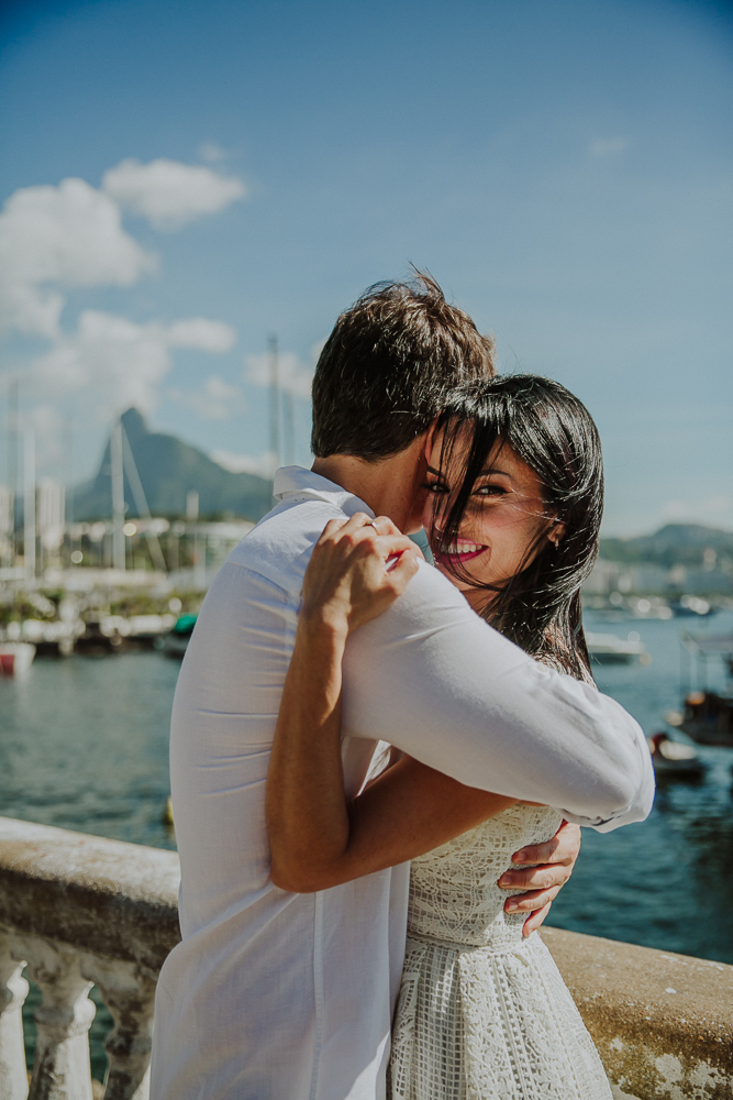 ensaio de casal pre wedding no rio de janeiro, ensaio de casal museu do amanha, ensaio de casal mureta da urca, onde fotografar ensaio de casal no rio de janeiro, fotografia de casal rj, fotografia intimista, a intimidade do casal, ensaio fotografico rj