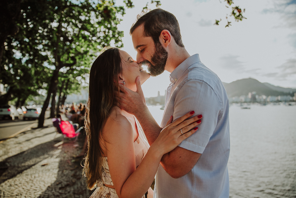 fotografia de pedido de casamento rio de janeiro rj, local pedido de casamento rj, fotografia de casal, pedido de casamento mureta da urca rj, marriage proposal photography mureta da urca, pedido de casamento intimista, pedido de casamento romantico
