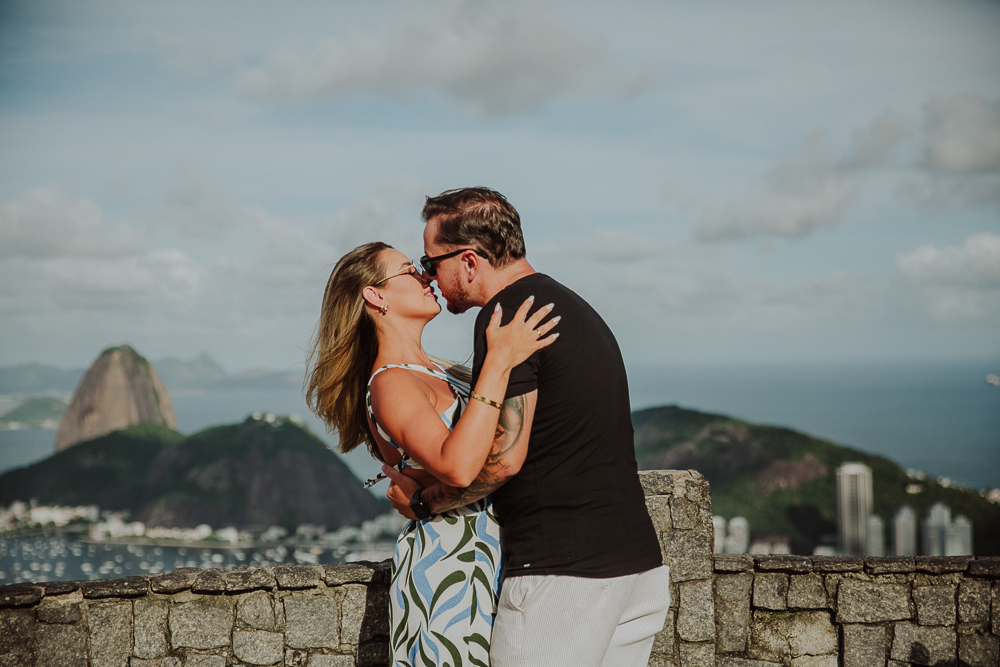 fotografia de pedido de casamento rio de janeiro rj, local pedido de casamento rj, fotografia de casal, pedido de casamento mureta da urca rj, marriage proposal photography mirante dona marta, pedido de casamento intimista, pedido de casamento romantico