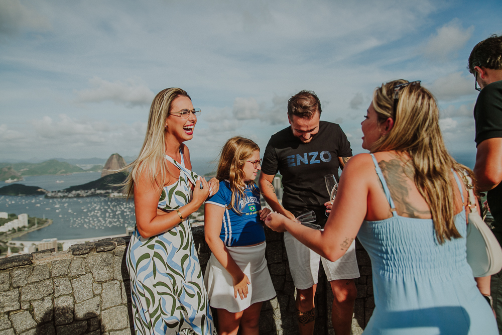 fotografia de pedido de casamento rio de janeiro rj, local pedido de casamento rj, fotografia de casal, pedido de casamento mureta da urca rj, marriage proposal photography mirante dona marta, pedido de casamento intimista, pedido de casamento romantico