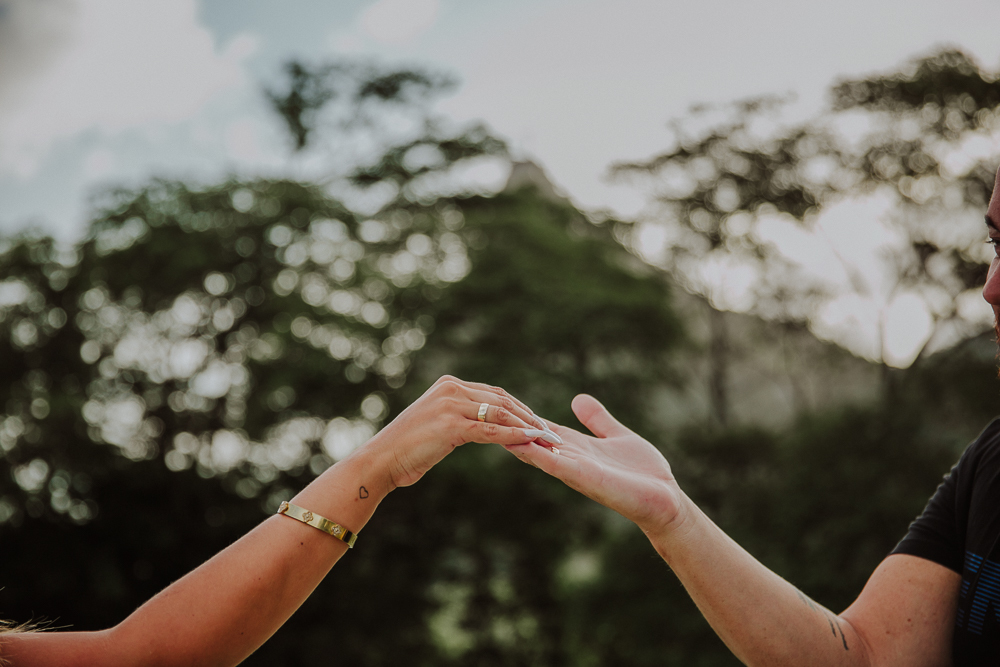 fotografia de pedido de casamento rio de janeiro rj, local pedido de casamento rj, fotografia de casal, pedido de casamento mureta da urca rj, marriage proposal photography mirante dona marta, pedido de casamento intimista, pedido de casamento romantico
