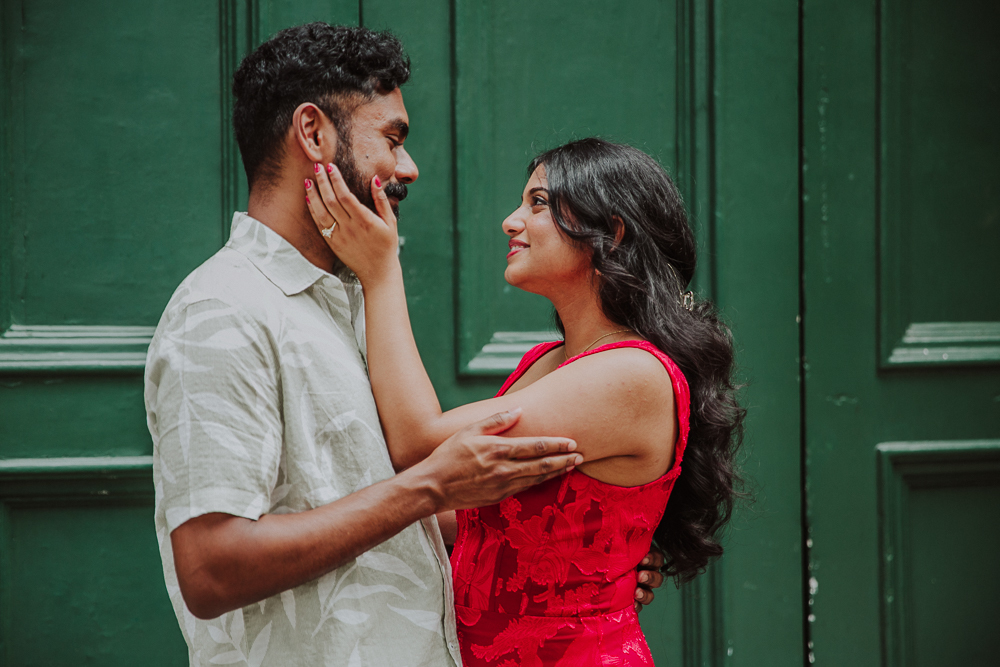couple photography Rio de Janeiro, Rio couple photoshoot, engagement photographer Rio, proposal photography Brazil, pre wedding Rio, honeymoon photos Rio, romantic photos Rio, Parque Lage photoshoot, Rio photographer, couple session Brazil, aline lelles