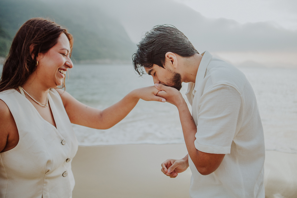 Marriage Proposal Photography, photography for tourists, fotografia de pedido de casamento rio de janeiro rj, pedido de casamento na praia vermelha rio de janeiro, pedido de casamento na praia,  ideias para pedido de casamento, alianca noivado